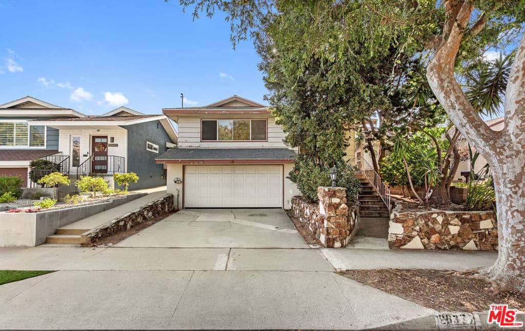 12637 Manor Drive