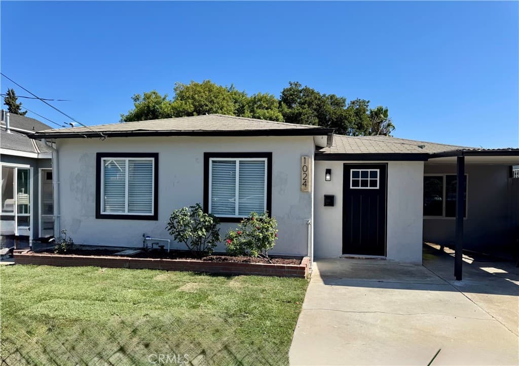 1024 W 220th