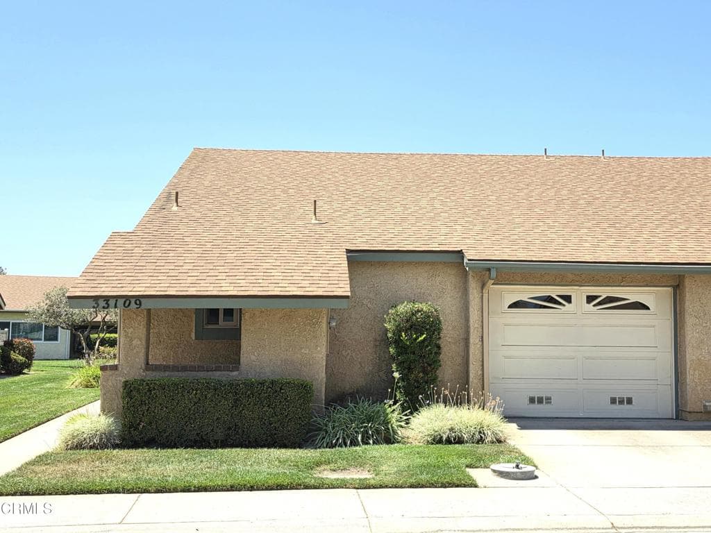 33109 Village 33