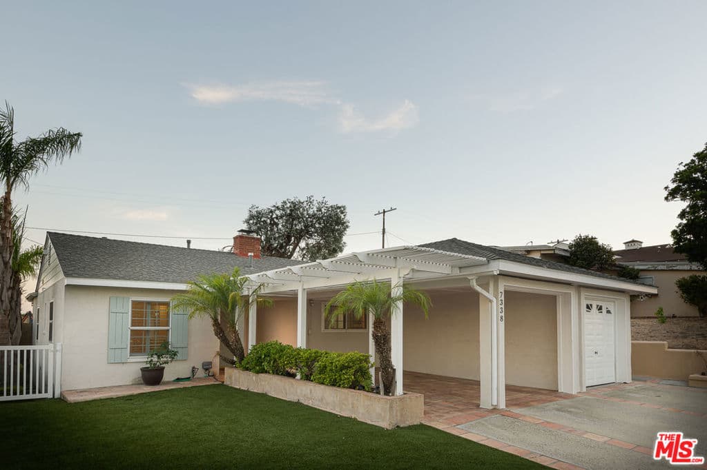 7338 W 91st Street