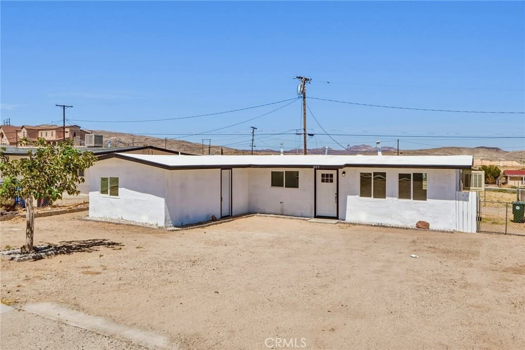 1423 Mesa Drive