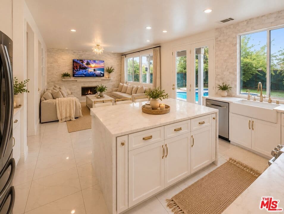 26518 Swan Lane