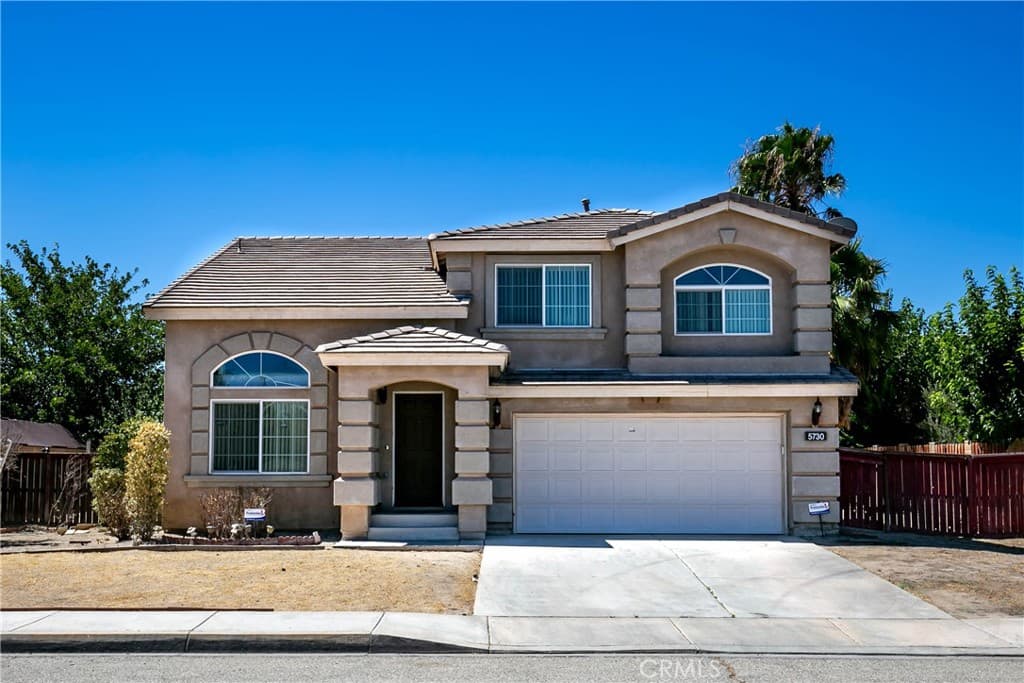 5730 E Avenue R11
