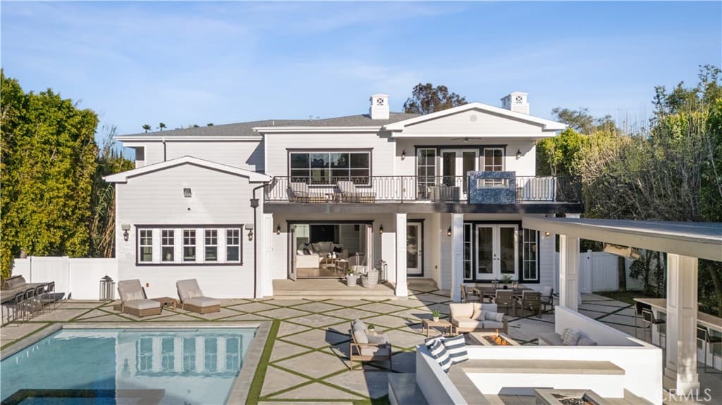 17528 Jayden Lane