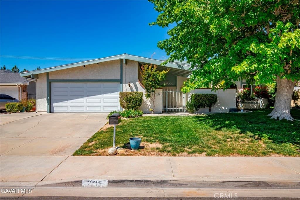 2715 W Avenue J12