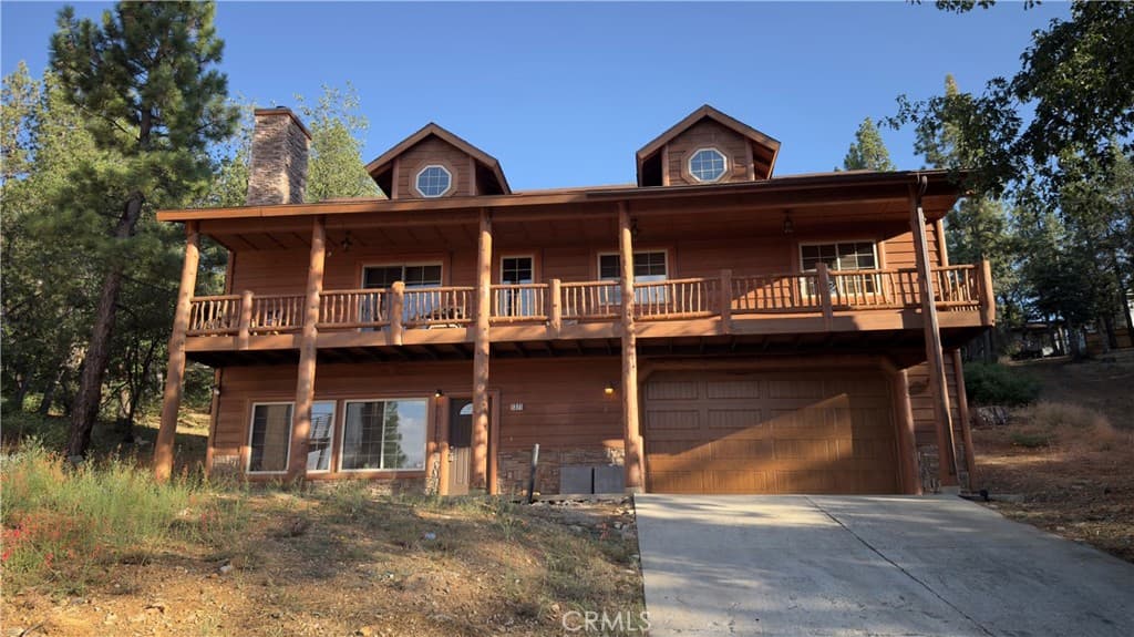 1371 La Crescenta