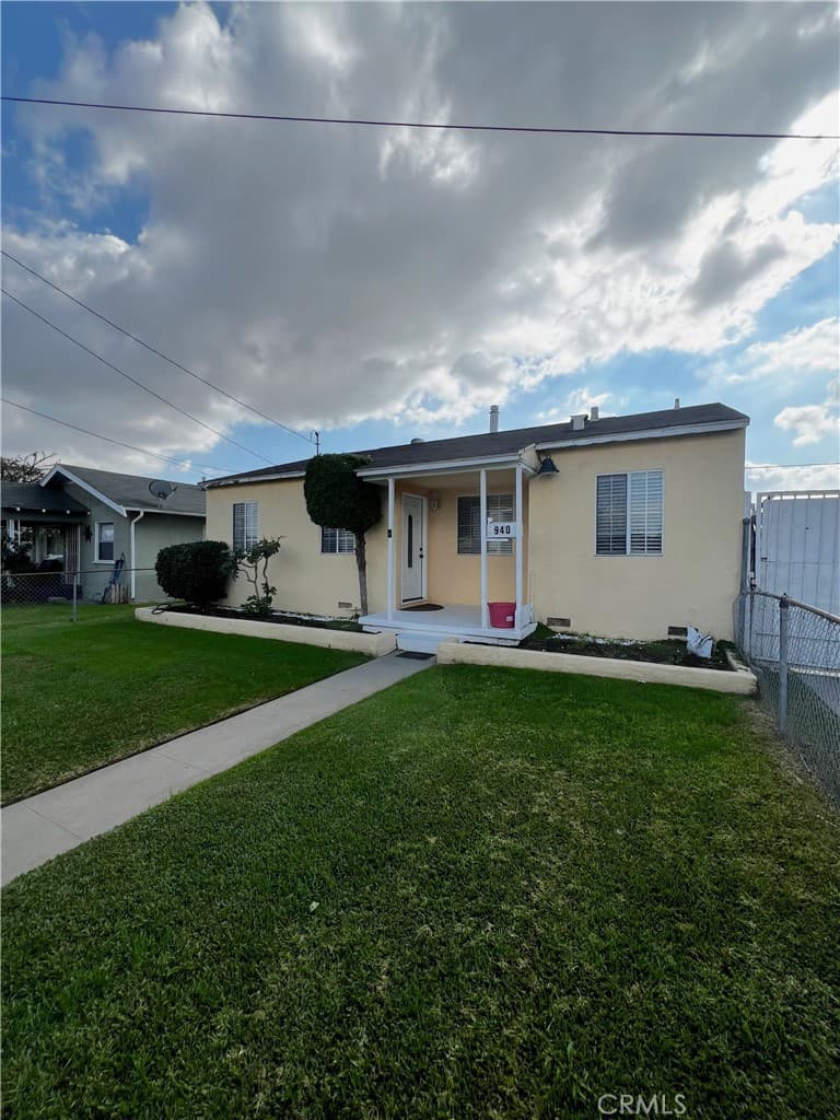 940 W Brazil
