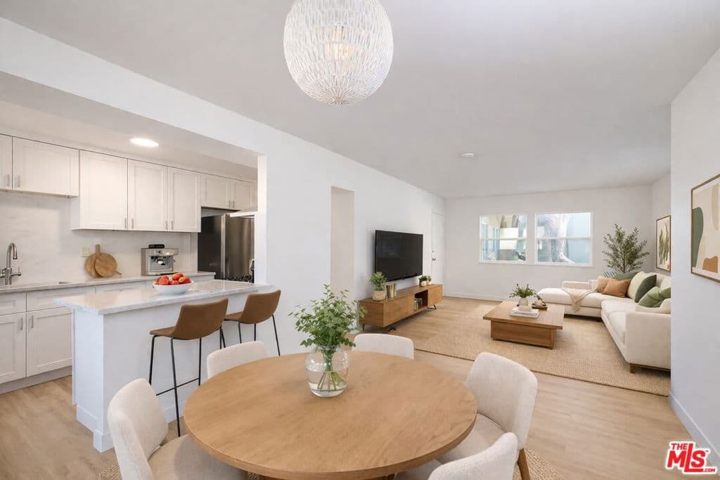3604 Kalsman Drive 2