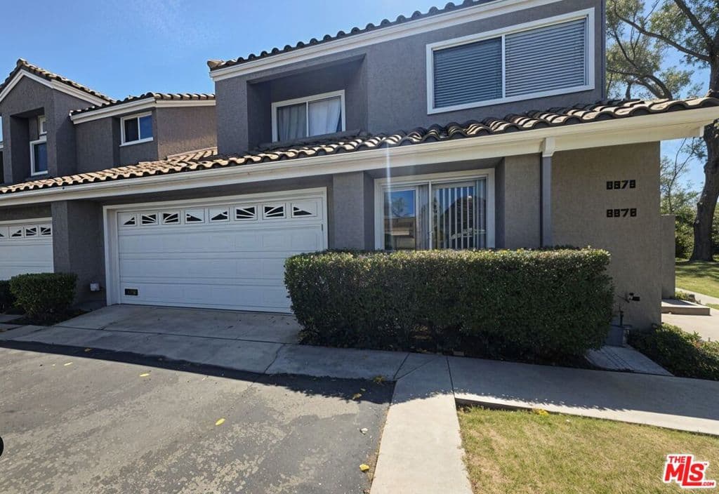 5976 Paseo Encantada