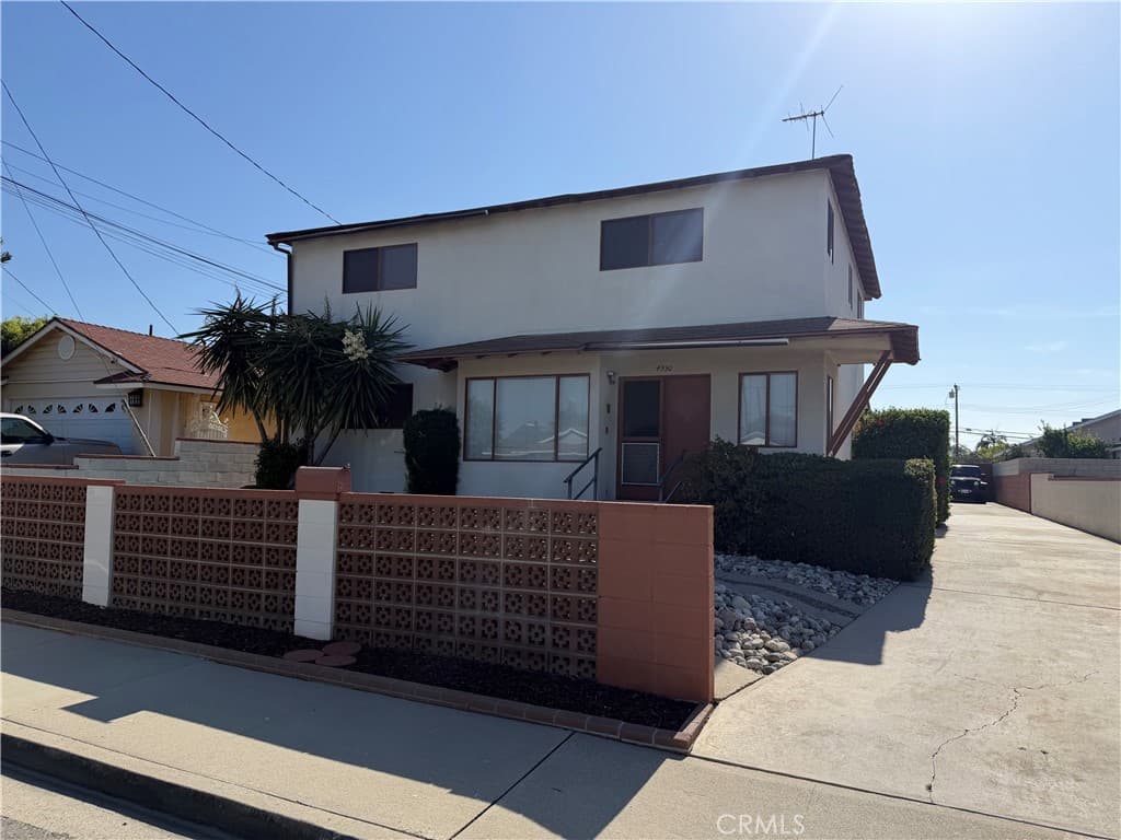 4930 Benham
