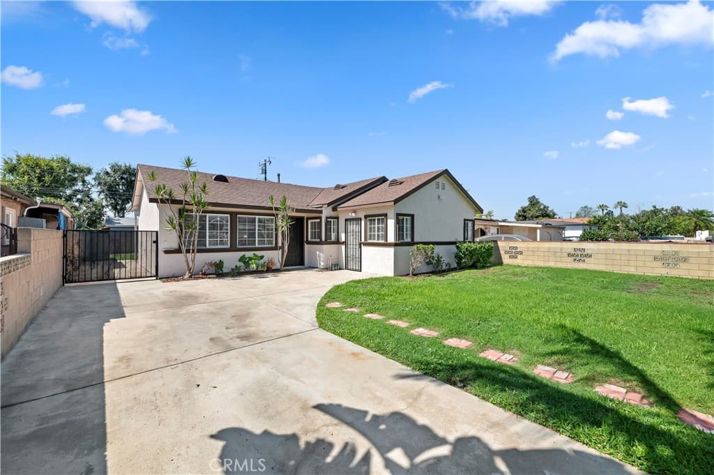 10152 Alpaca Street