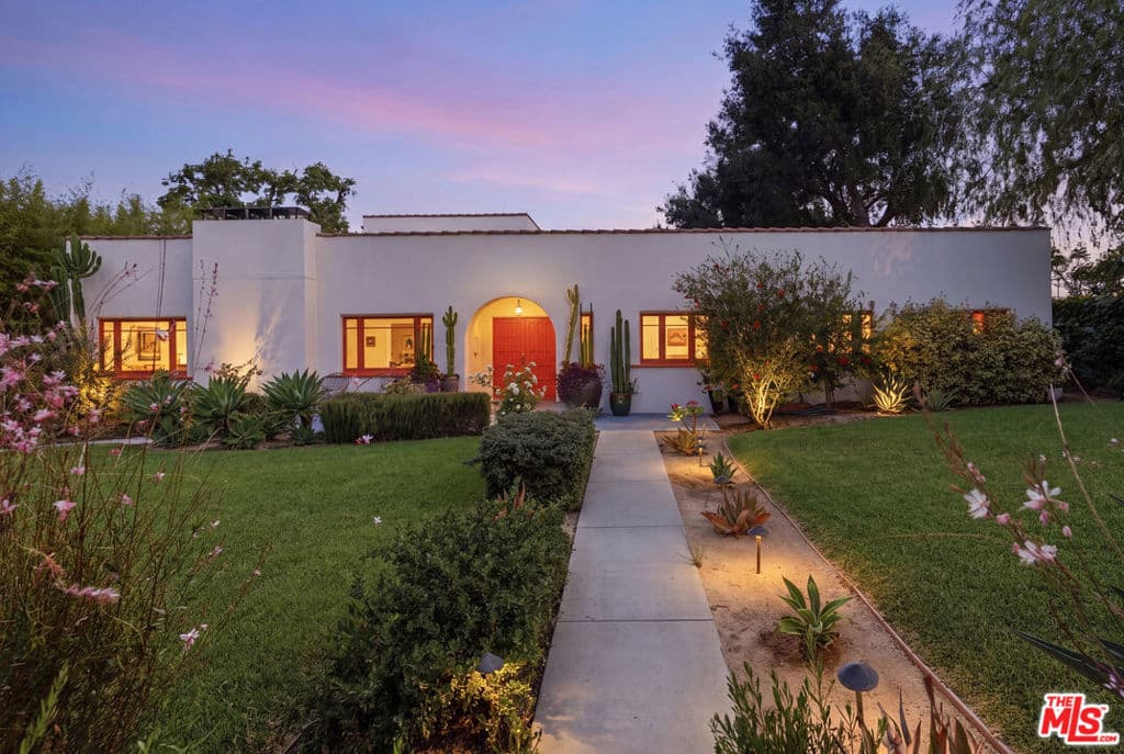 2011 Mar Vista Avenue