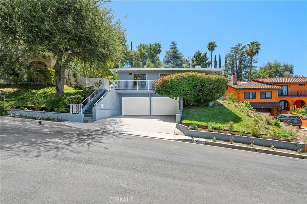 4319 Pampas Road