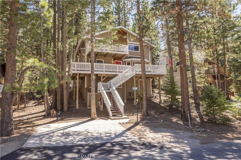 43697 Sand Canyon