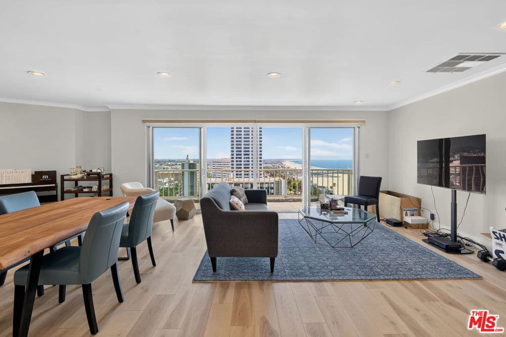 101 California Avenue 1404
