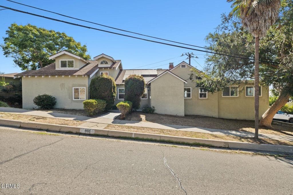 950 N 10th Street