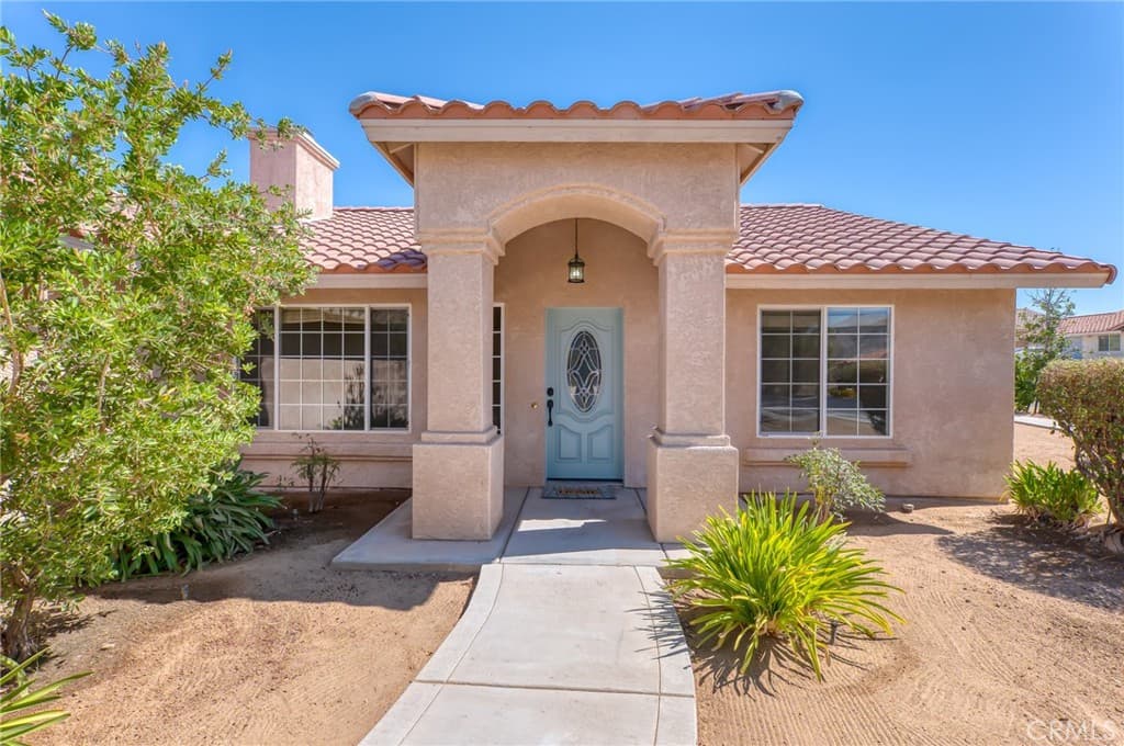 56739 Taos Circle
