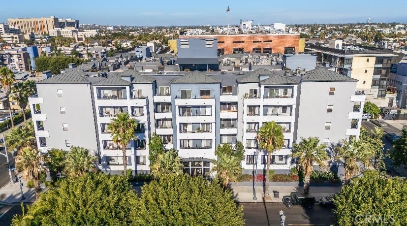 838 Pine Avenue 409