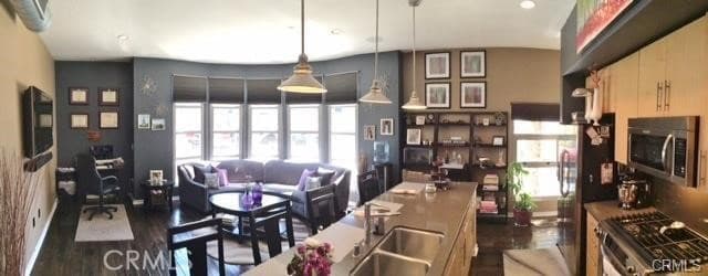 133 The Promenade N 105