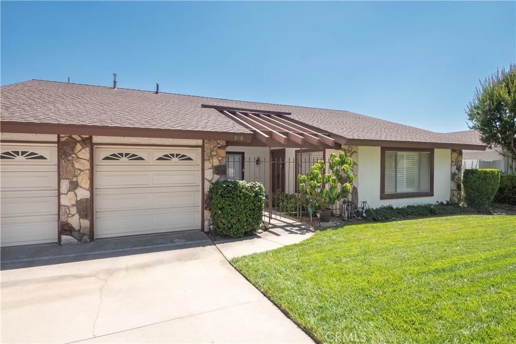 946 Coronado