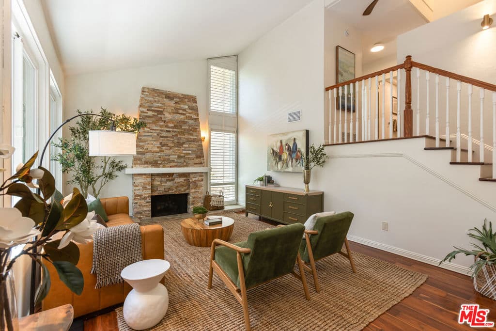 10315 Clusterberry Court