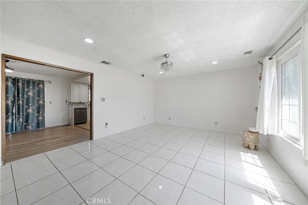 5442 Sepulveda