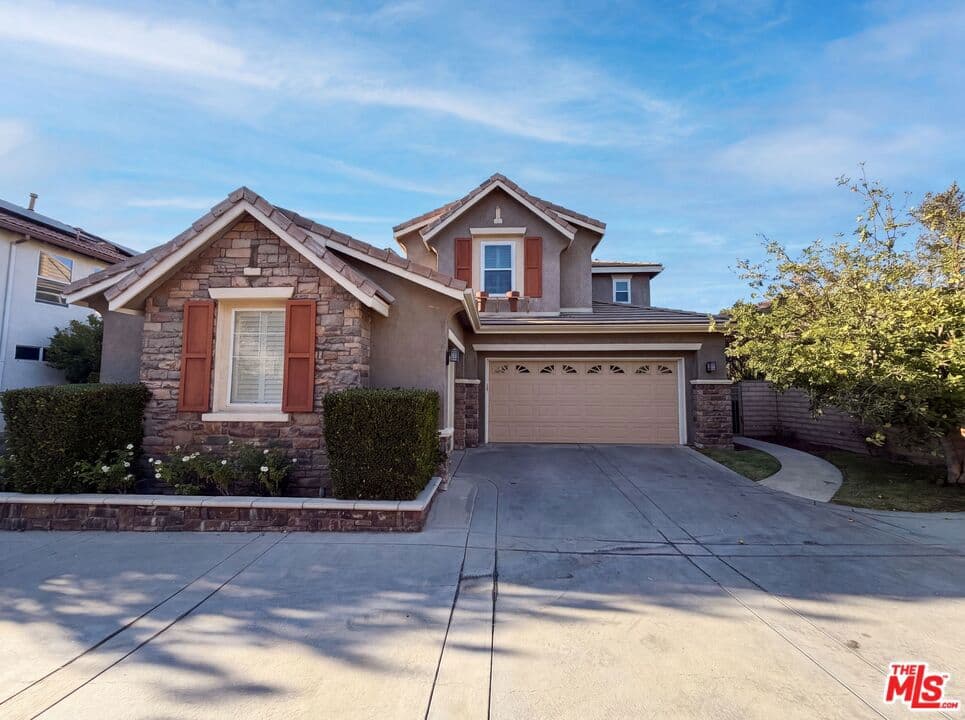 25701 Chestnut Way