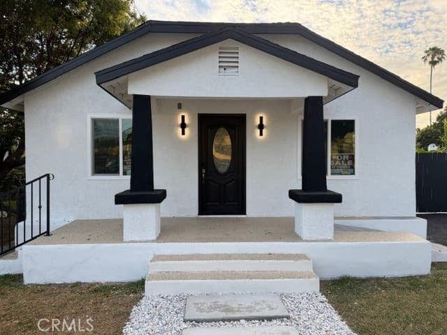 4403 Cedar Ave