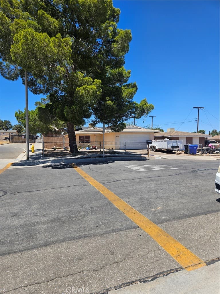 620 Sunset Court