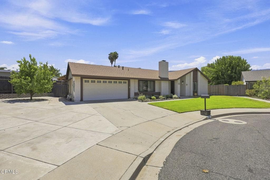 1121 Sunnyglenn Avenue