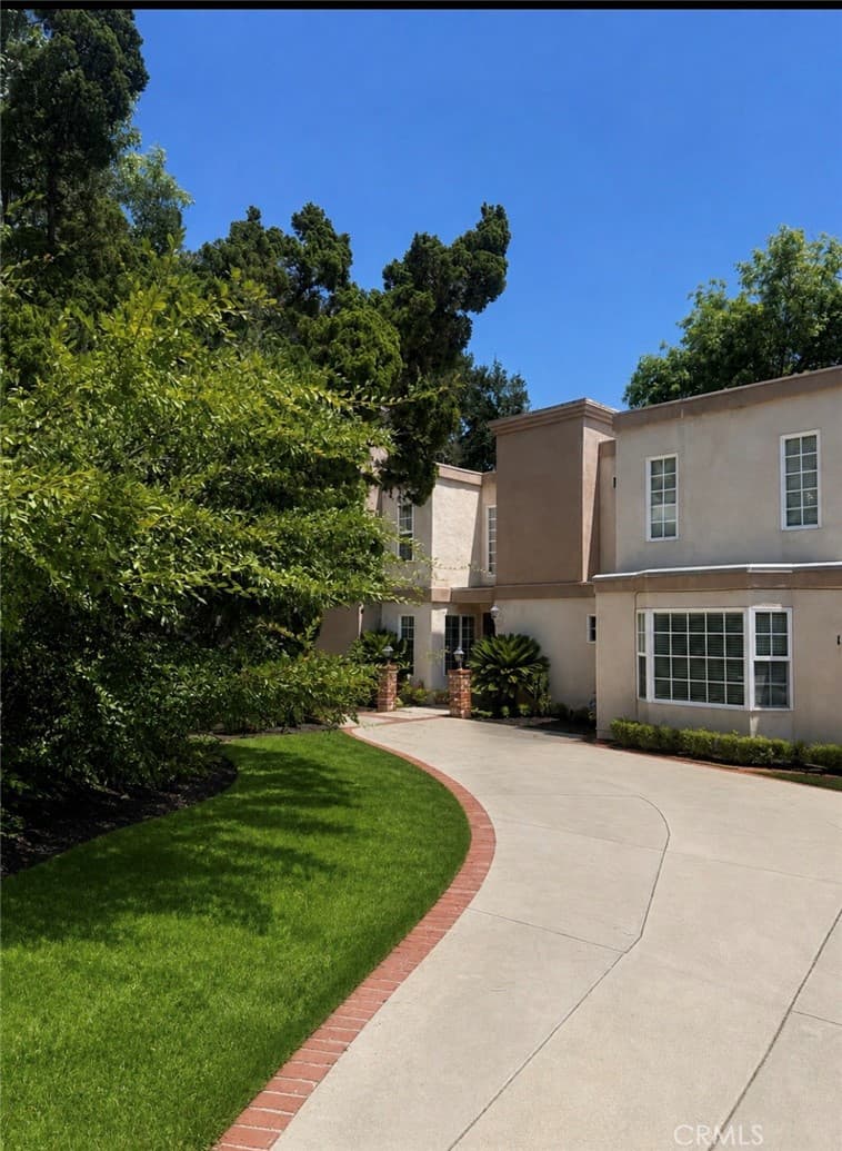 1569 Colina Drive