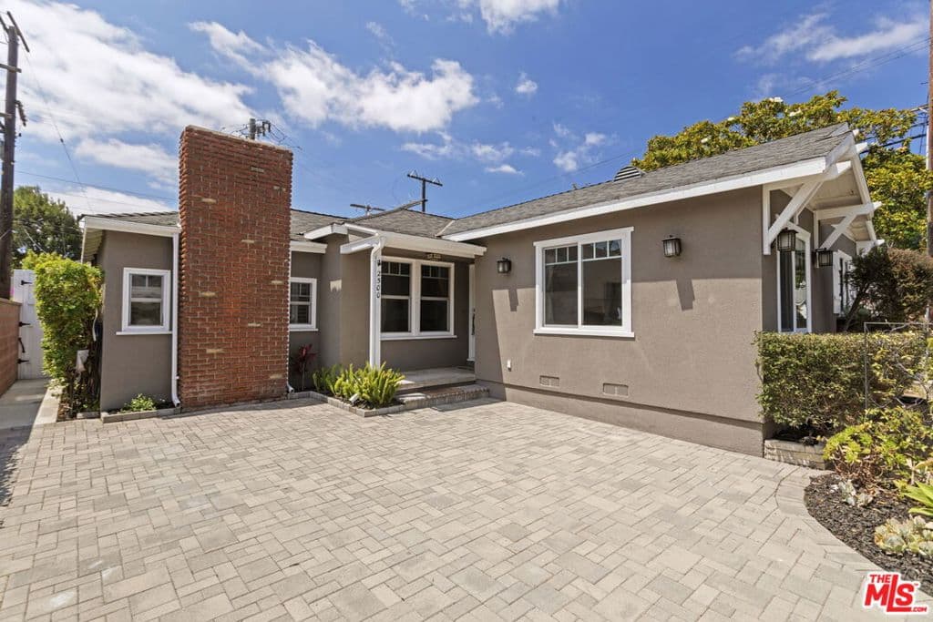 2500 Armour Lane