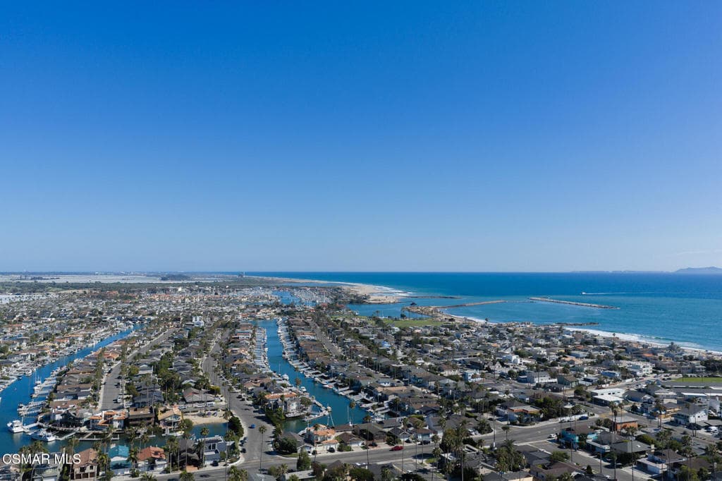 2511 E Harbor Boulevard 1