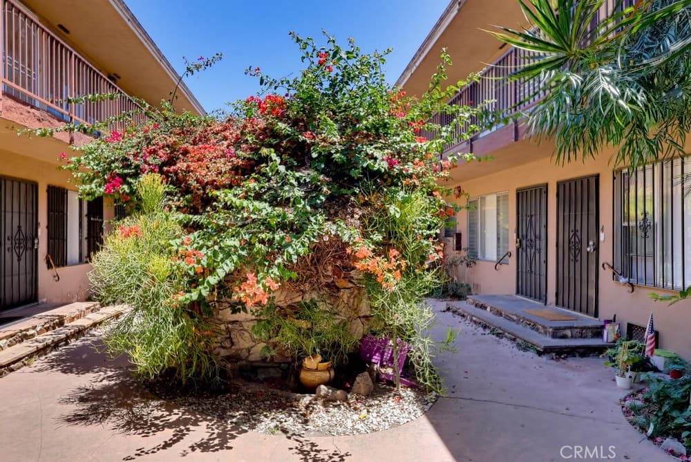 640 Elm Ave. 5
