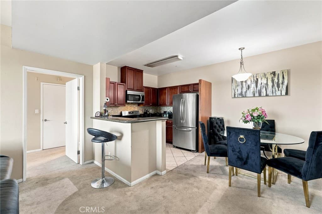 13941 Sherman Way 407