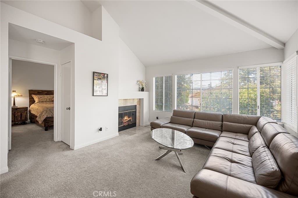 4240 Lost Hills 605