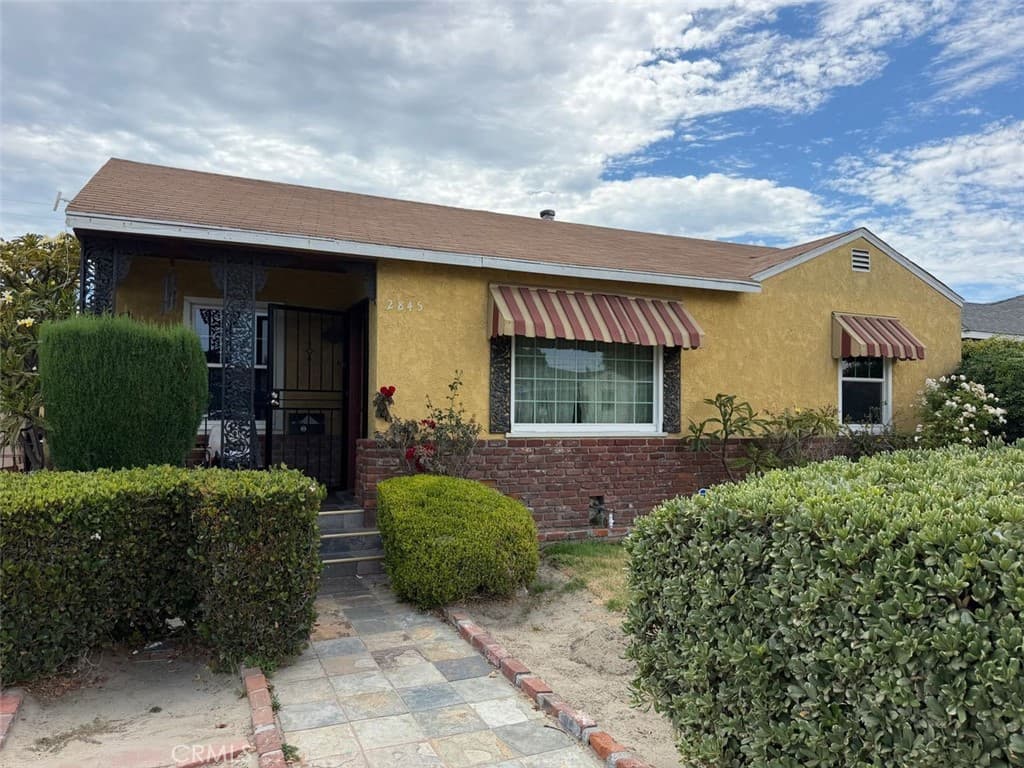 2845 Fashion Avenue