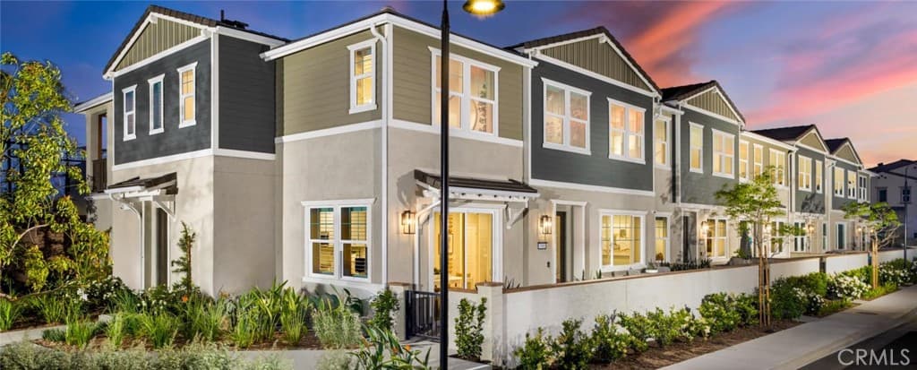 3944 E. Bucknell Paseo