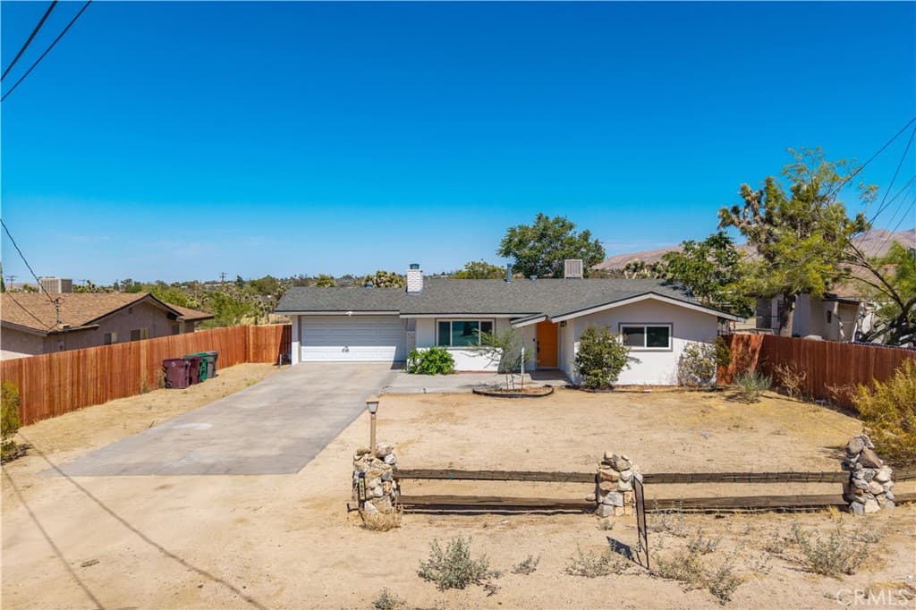 7563 Valley Vista Avenue