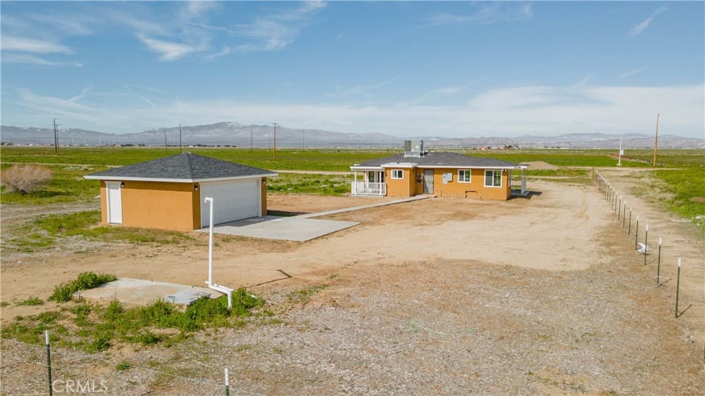 49040 70th Street W