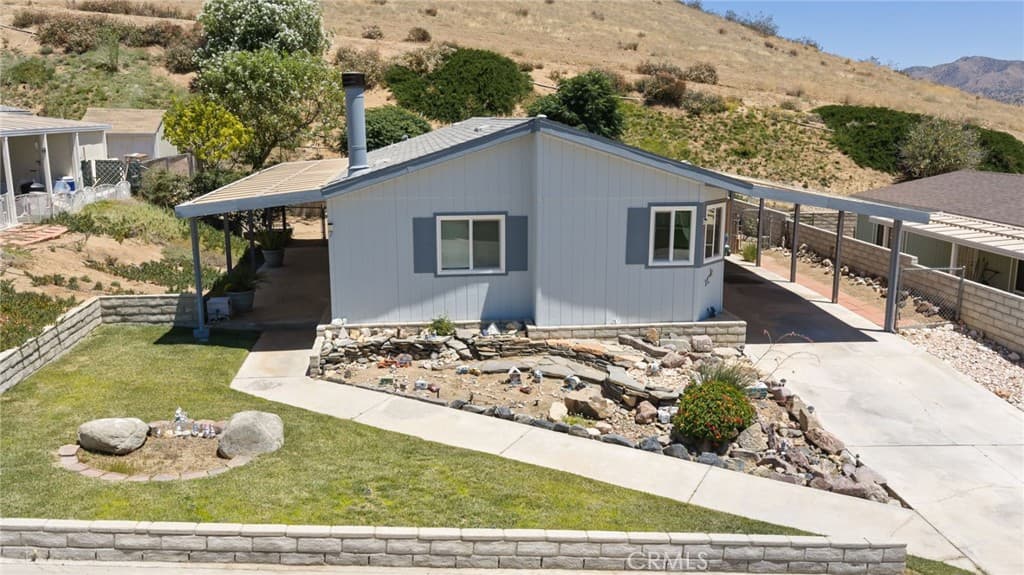 33105 Santiago Road 7