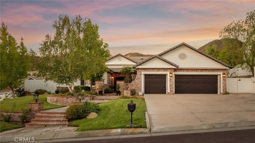 15263 Saddleback Road