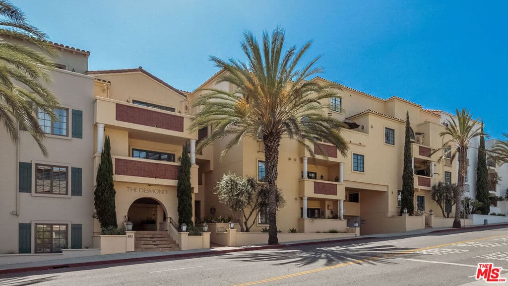 851 N San Vicente Boulevard 304