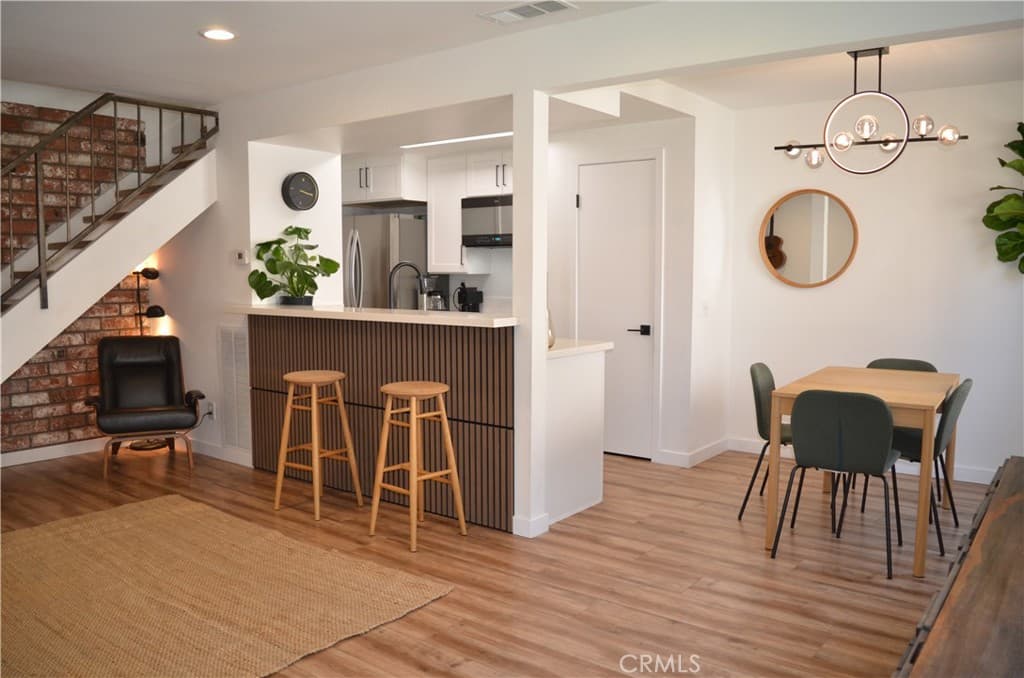 1191 W Calle Del Sol 3