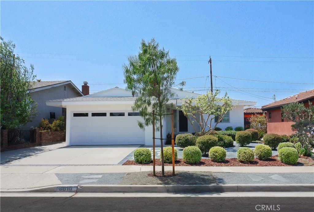 3618 W 224th