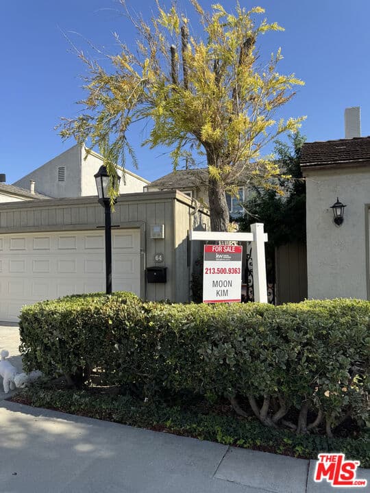 12203 Santa Gertrudes Avenue 64