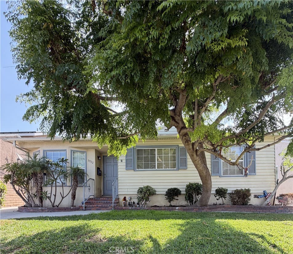 3922 Snowden