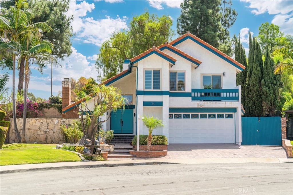 34 Mesa Ridge Drive
