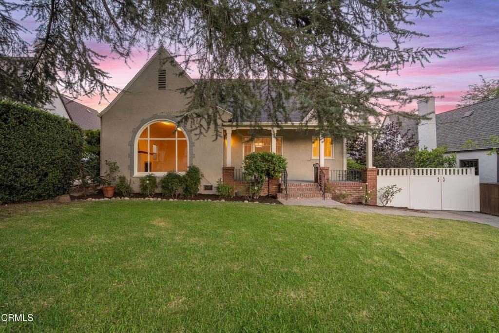 2370 Catherine Road