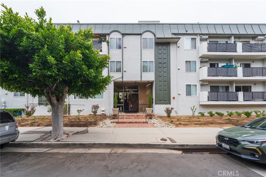 8163 Redlands Street 56